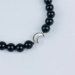 Браслет из Агата со вставкой месяц