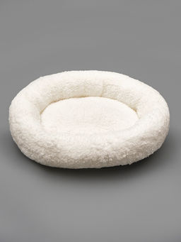 Лежанка для собак и кошек Уют, мягкий мех, 50 х 42 х 11 см, молочная - Пижон фото 8