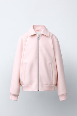 CAZADORA BOMBER EFECTO PIEL / Rosa pastel