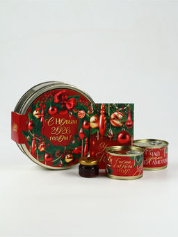 Подарочный набор новогодний «С Новым 2026 годом» в железной банке: чай, монпансье, варенье, открытка