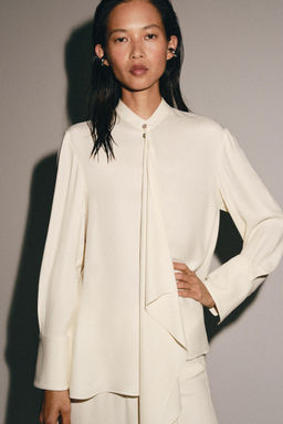BLUSA LAZADA PLIEGUES ZW COLLECTION / Crudo - Zara фото 2
