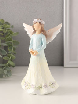Фигурка полистоун Девушка-ангел в нежно-голубом платье, руки-сердце, 9.5?6.5?16 см