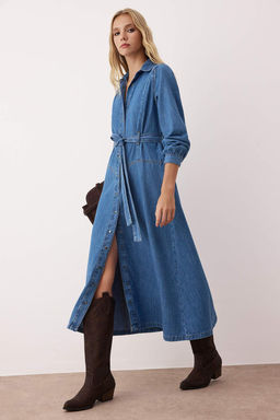 Mavi Kemer Detayl? Maxi Denim Elbise TWOAW26EL00044