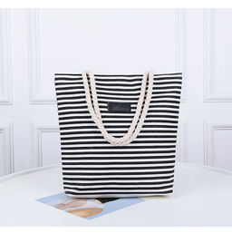 Сумка пляжная на молнии 34x32x9 см / BJN-03 /уп 50/черная