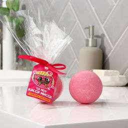 Бомбочка для ванны Киси, 130 г, аромат малина, BEAUTY FОХ