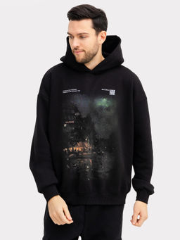 Анорак мужской в черном цвете с принтом в виде картины черный +печать 121816 - Mark formelle фото 2