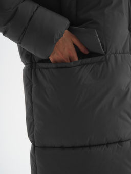 Пуховик женский HOOPS, арт. 83296z черный/42 фото 4