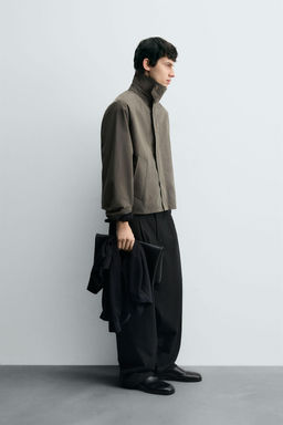 CONTRAST COLLAR TECHNICAL JACKET - Zara фото 4