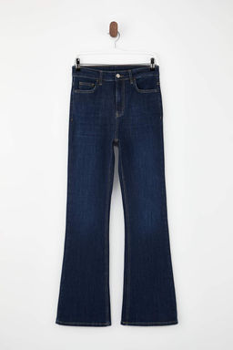 Limited Edition Koyu Mavi TOPARLAYICI Yuksek Bel Ekstra Esnek Flare Uzun Boy Jeans TWOSS26JE00103