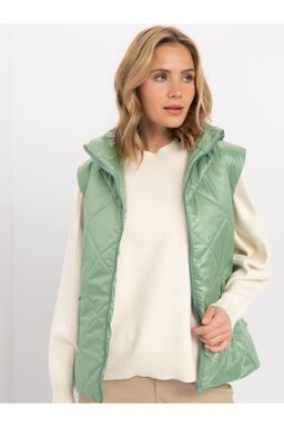 М-100 Жилет женский утепленный стеганый (зеленый)