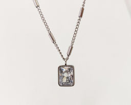 Кулон из стали на цепочке