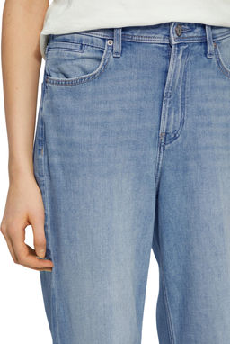 Джинсы женские