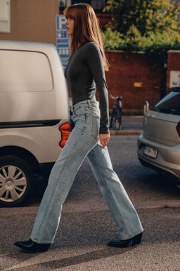 TRF WIDE LEG MID-WAIST JEANS - Zara фото 14