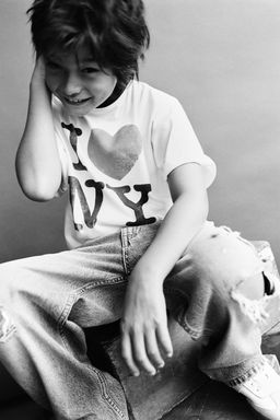 EXTREME WIDE-LEG RIPPED JEANS