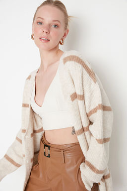 Ekru Genis Kal?p Yumusak Dokulu Cizgili Triko H?rka TWOAW23HI00191