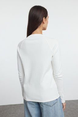 Trendyolmilla Ekru Dugmeli Regular/Normal Kesim Fitilli Esnek Normal Boy Orme Bluz TWOAW25BZ00033 фото 5