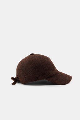 GORRA PUNTO LAZADA / Marr?n