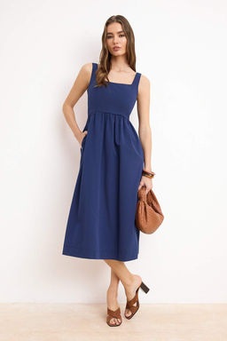 Indigo Belden Ac?lan Midi Korse Dikis Detayl? Dokuma Elbise TWOSS24EL00038