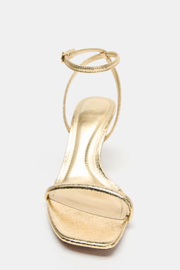 SANDALIA TAC?N EFECTO METALIZADO / Oro - Zara фото 5