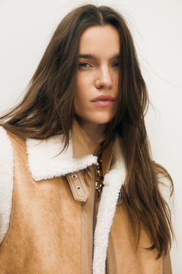 Chaleco con forro de borreguito