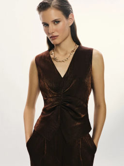 Жилет с драпировкой / Zarina