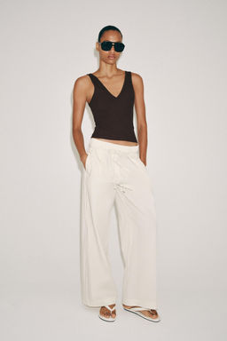 TOP ESCOTE PICO RIB / Marr?n