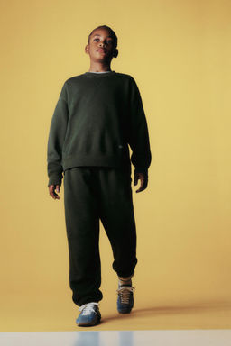 PANTAL?N FELPA JOGGER GARMENT DYE / Verde
