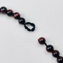 Бусы детские из Бычьего глаза