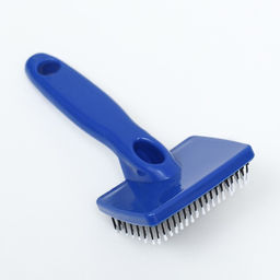 Пуходерка пластиковая мягкая с закругленными зубьями, малая, 6 х 13,5 см, бело-синяя - Пижон фото 3