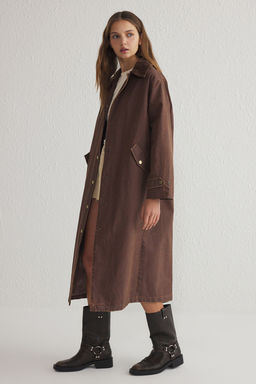 Kahverengi Kaplamal? Yaka Detayl? Oversize Uzun Trenckot TWOSS25TR00002 - Trendyolmilla фото 2