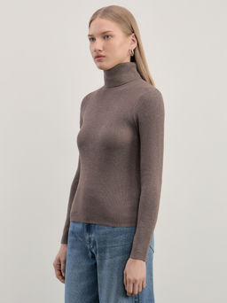 Джемпер с высоким воротником в риб / Zarina  фото 4