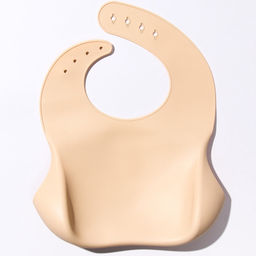 Нагрудник для кормления детский Крошка Я, силиконовый, с карманом, бежевый