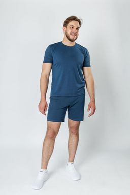 Шорты - 60% хлопок; - 40% полиэстер.