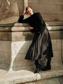 Beli Lastikli Saten Kad?n Pileli Etek