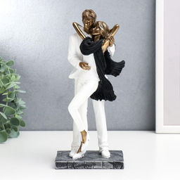 Фигурка полистоун «Влюблённые в белой одежде, с шарфом», под бронзу, 25×9×12 см