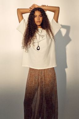 Camiseta oversize con motivo estampado - H&m фото 13