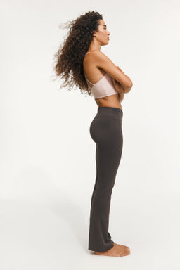 Leggings de yoga acampanados con SoftMove Lycra® - H&m фото 4