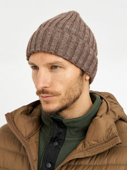 шапка мужская коричневая