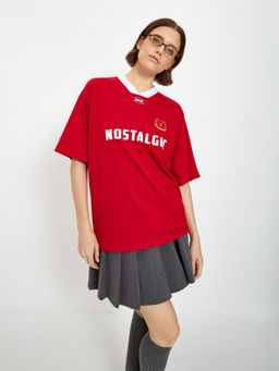 10200510127 Футболка жен. Gustavo красный