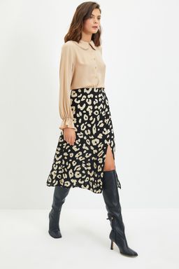 TRENDYOLMILLA Siyah Y?rtmacl? Detayl? Viskon Kumasl? Hayvan Desenli Midi Dokuma Etek TWOAW22ET0447 фото 10