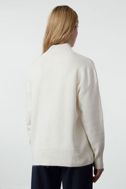 Ekru Oversize Yunlu Basic Triko Kazak TWOAW25KZ00051 - Trendyolmilla фото 5