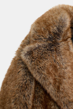 FAUX FUR COAT ZW COLLECTION LIMITED EDITION - Zara фото 7