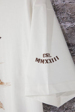 TRENDYOL MAN Beyaz Oversize/Genis Kesim Geyik Bask?l? %100 Pamuk T-Shirt TMNSS25TS00201 - Trendyolmilla фото 9