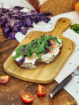 Доска разделочная бамбук 280*140*10мм №8 с ручкой КТ-ДР-133 - Катунь фото 4