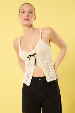 Trendyolmilla Kemik Kurdele Detayl? Ask?l? Bluz TWOSS25BZ00188