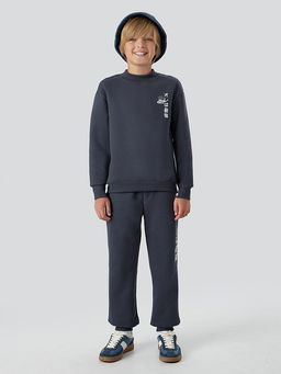 Комплект для мальчиков серый