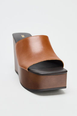 LEATHER WEDGE - Zara фото 4
