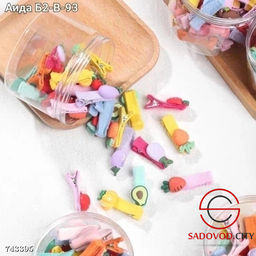 Набор заколок для волос в баночке 26шт