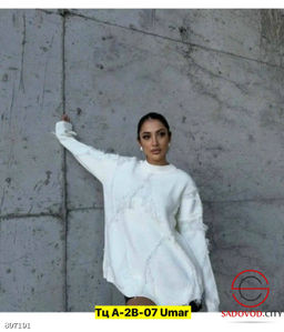 Свитер женский свободного кроя