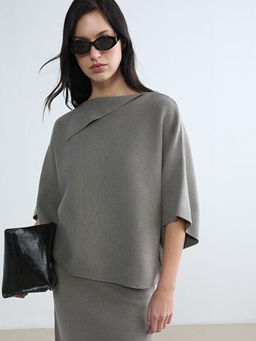 Asimetrik Yaka Oversize Kad?n Triko Kazak